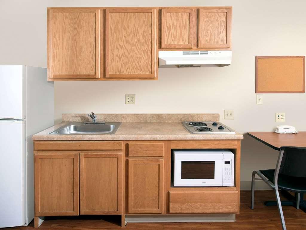 Extended Stay America Select Suites - Jackson - South Byram Стая снимка