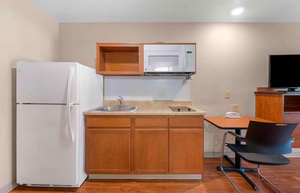 Extended Stay America Select Suites - Jackson - South Byram Стая снимка