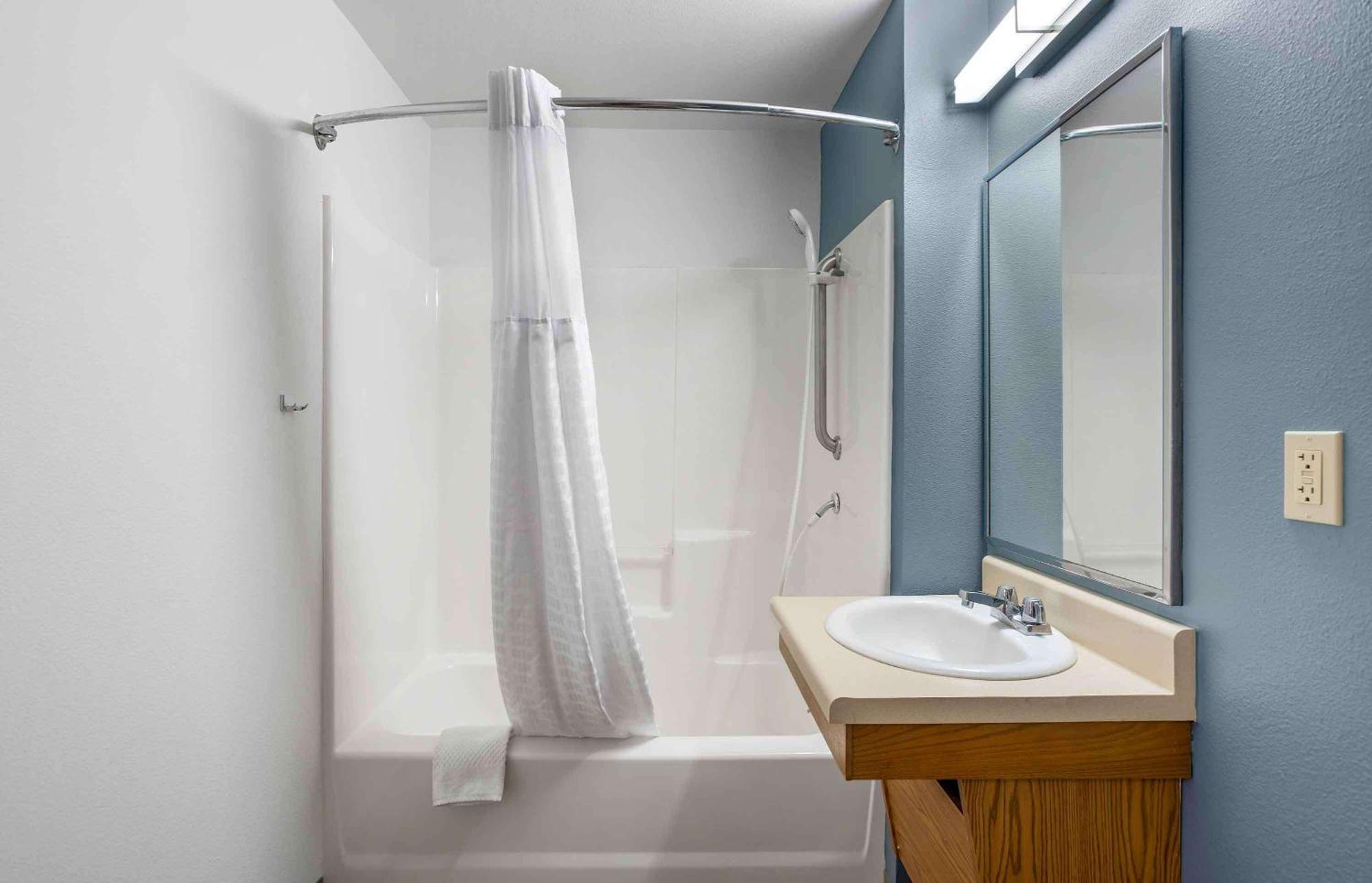 Extended Stay America Select Suites - Jackson - South Byram Екстериор снимка
