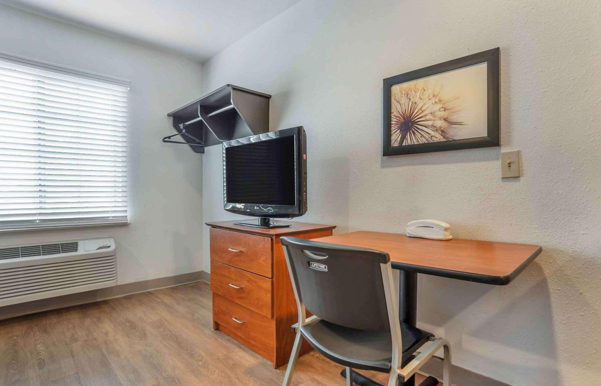 Extended Stay America Select Suites - Jackson - South Byram Екстериор снимка
